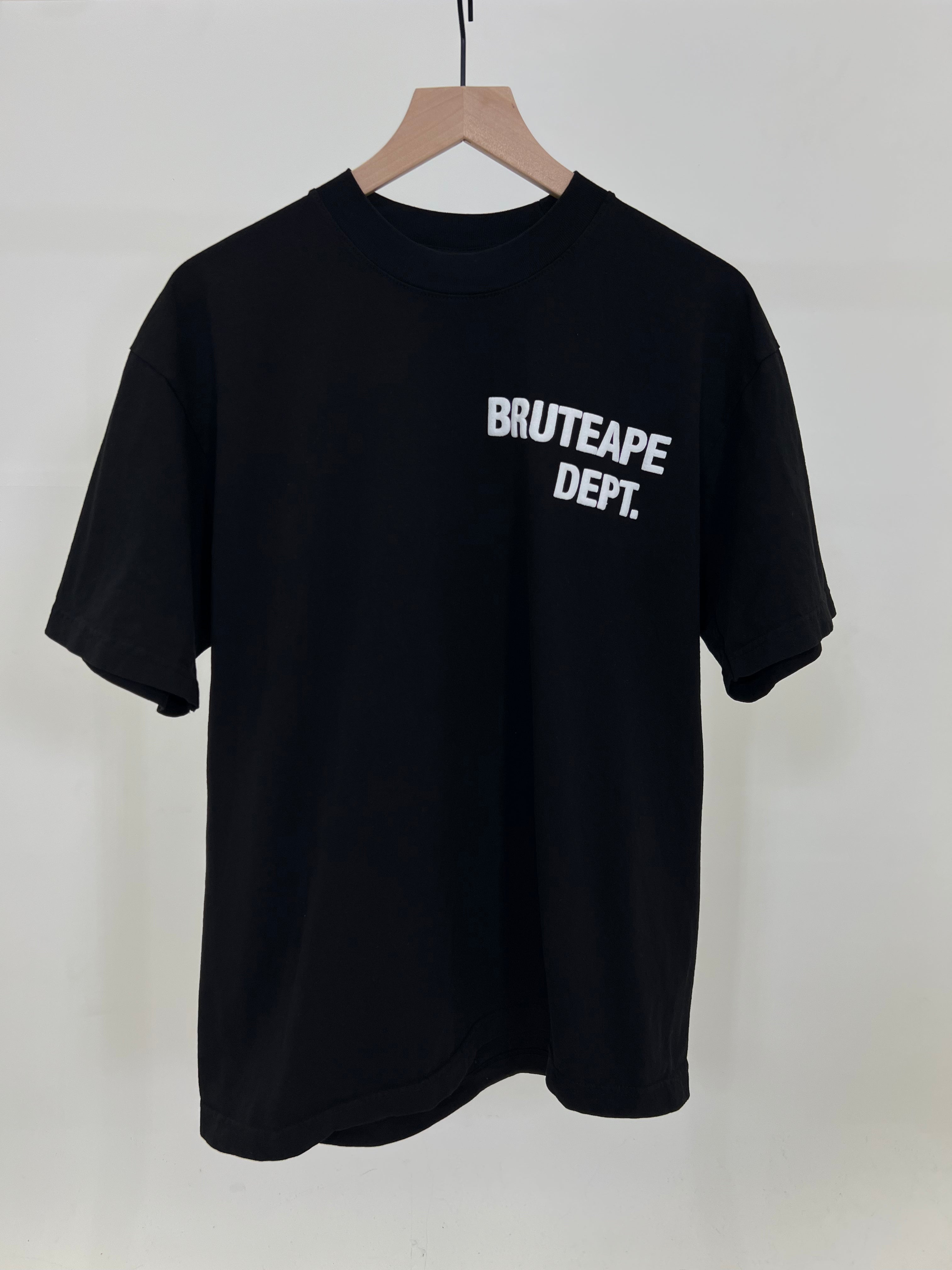 Black DEPT. Tee